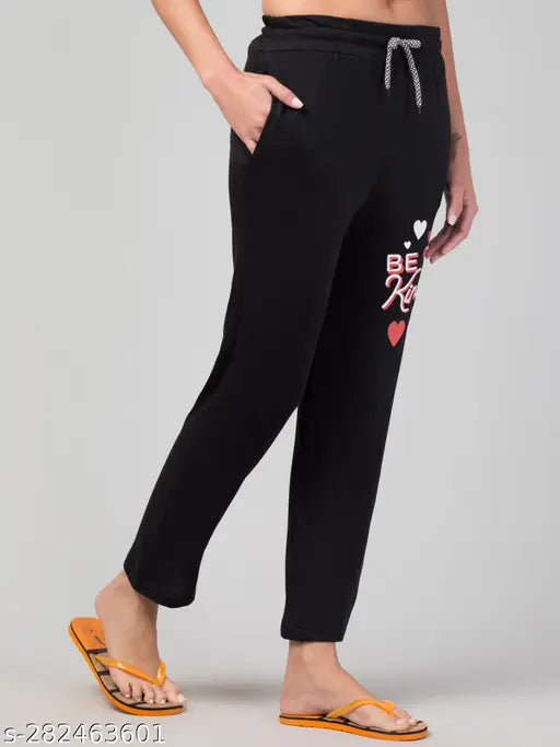 Trendy women's pajamas, black with red heart design