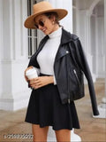 Black midi skirt with solid pattern on woman