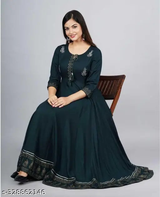 Green embroidered kameez with golden border