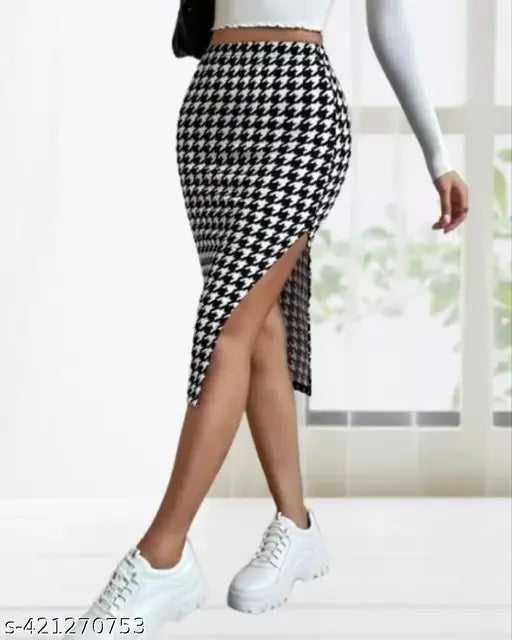 Black and white checkered pattern women's side cut skirt