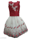 Jute cotton and net embroidered Diva Girls lehanga cholis with short sleeves, featuring gota work lehenga and solid pattern dupatta