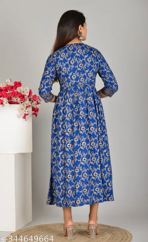 Blue rayon dress, long sleeves, flared skirt
