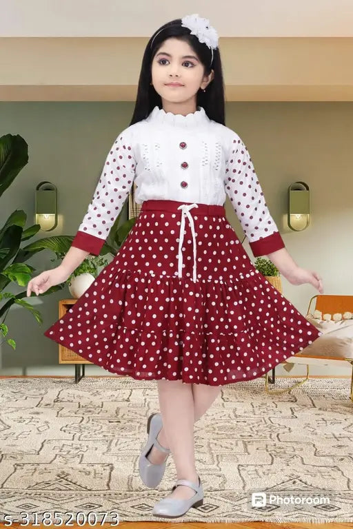 Red, cotton, knee-length, long sleeves, white lace collar, button closure