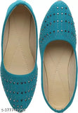 Embellished velvet mojaris in Indian sizes 4, 6, 7