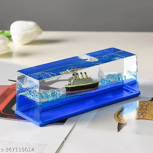 Acrylic Titanic cruise ship paperweight, leak-proof design, vibrant colors for home or office decoration