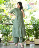 Green Katha cotton fabric coord set, short-sleeved kurta with two side pockets, solid pattern, Indian made