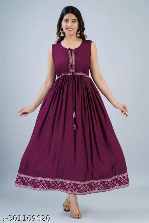 Rayon mirror work full length Shree Radha Govind Kurti, unique gold print lace design on sleeveless outfit