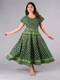 Cotton sleeveless printed Aagyeyi superior kurtis, vibrant Indian fashion