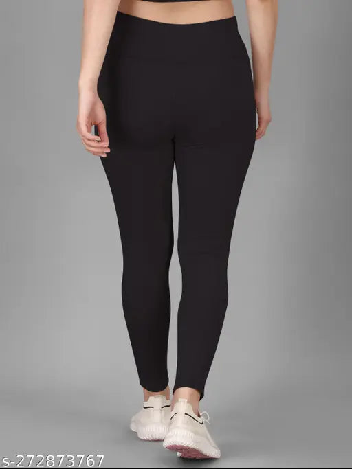 Lycra high-rise ankle length slim fit yoga leggings for women with pockets, solid color, made in India