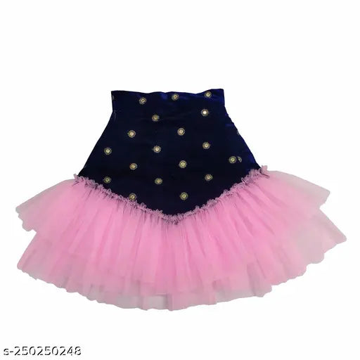 Pink kids' embroidered Lahenga Choli set, sleeveless and embellished stitch net. Soft materials, non-toxic for kid's skin. 12-18 months size with waist 21in, length 20in, dupatta 1.6in. Made in India