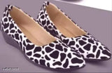 Stylish women's heels in white color with pink and black bellies
