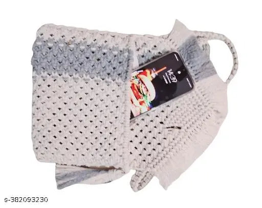 Bohemian macramé tote bag. Handmade, eco-friendly, shoulder bag with crossbody strap and clutch function. Sustainable accessory for festivals and events