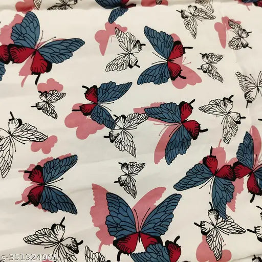 Handmade printed baby quilt, polycotton, Taj Overseas. Soft, cozy, and ideal for mild winter. Perfect size (40x50 inches) for crib use. Made in India Main image