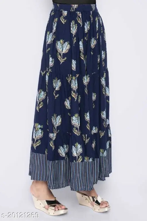Blue and white patterned skirt with fringe, petite size