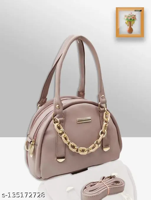 Women's slingbag with chain detail