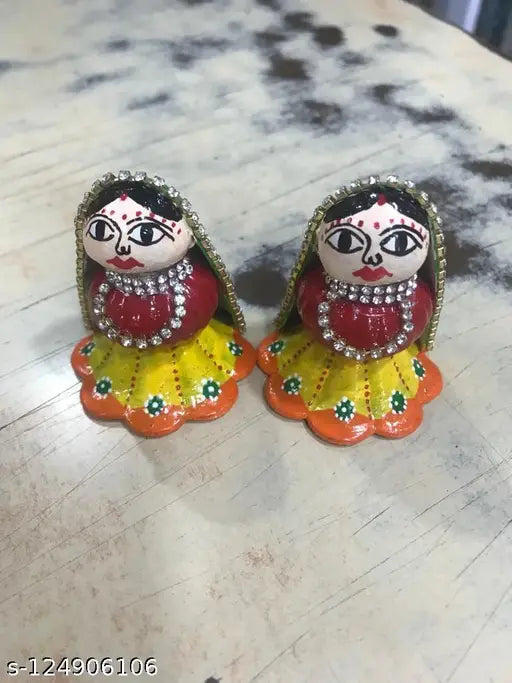 Ceramic RIDHI SIDHI IDOL figurine, Indian artisanal idol, pack of 1, 1.5 inches tall