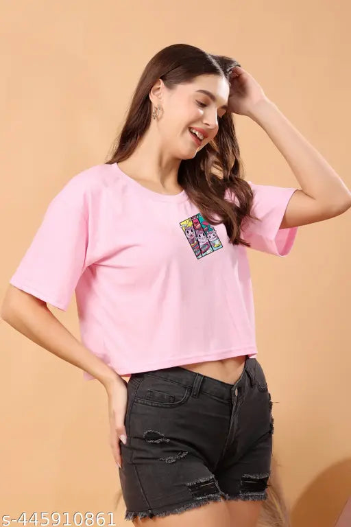 Pink oversized crop top with monoch print, half sleeve design