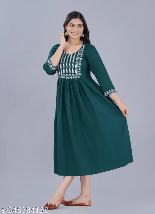 Charvi Drishya blue tunic style kurta with side pocket detailing