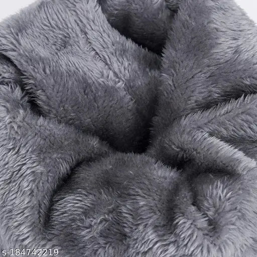Grey wool beanie and neck warmer set