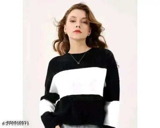 Polycotton long-sleeved t-shirt, solid design for beautiful women. Sizes: S (34in/17in), M (36in/18in), L (38in/19in), XL (40in/20in). Made in India