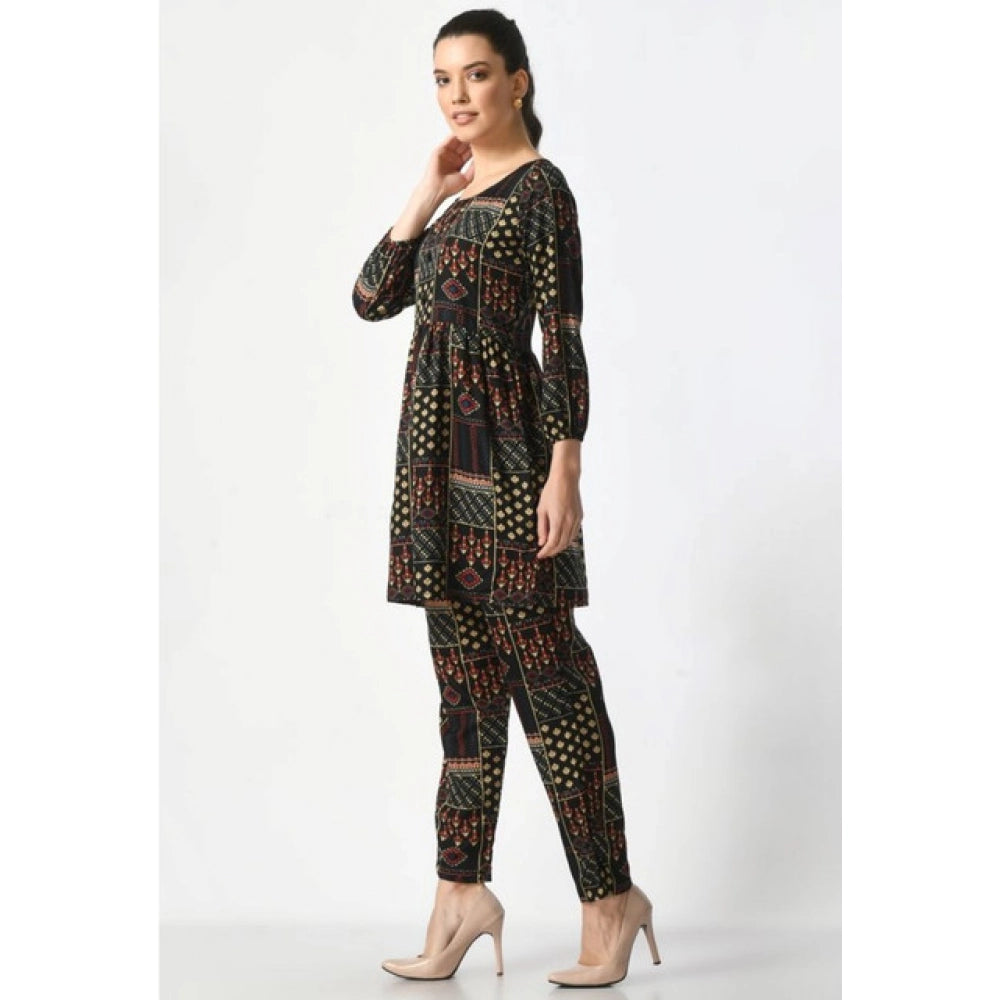 Black crepe women's casual 3/4 sleeves cord set with printed pattern