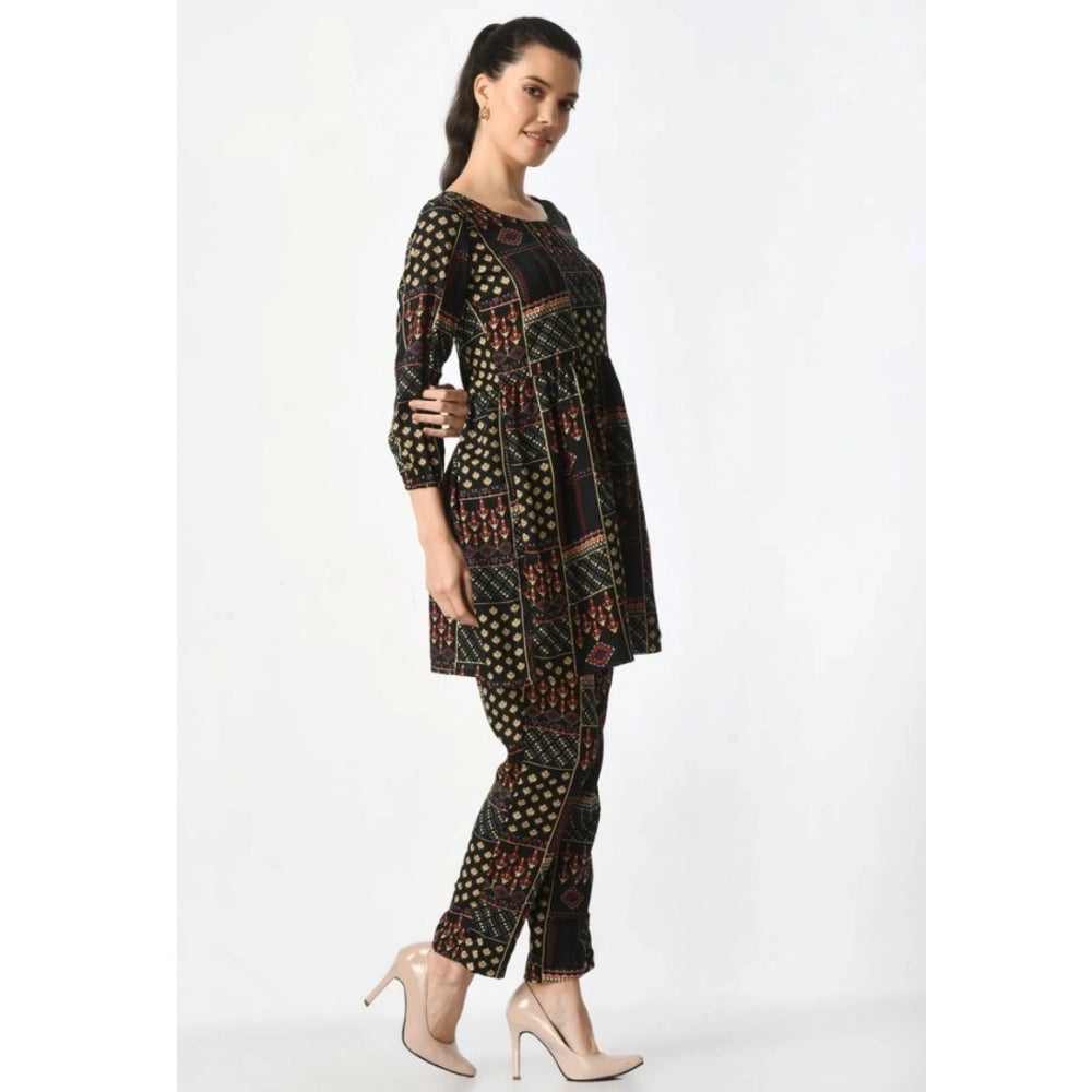 Black crepe women's casual 3/4-sleeve cord set with printed pattern, ideal for casual wear