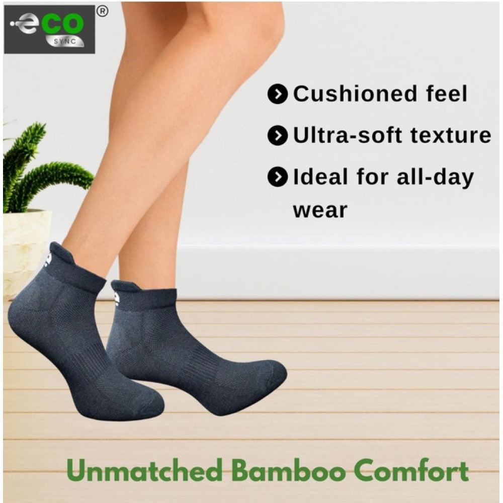 Multicolor unisex casual cotton ankle socks: off white, olive, black print design