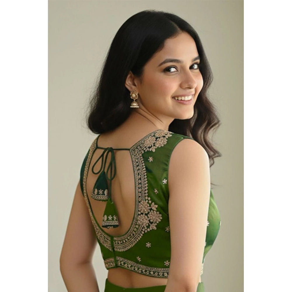 Light-green Zimmi Choo embroidered V-neck padded blouse (self alterable 36-40) - women's fashion, short sleeves on model