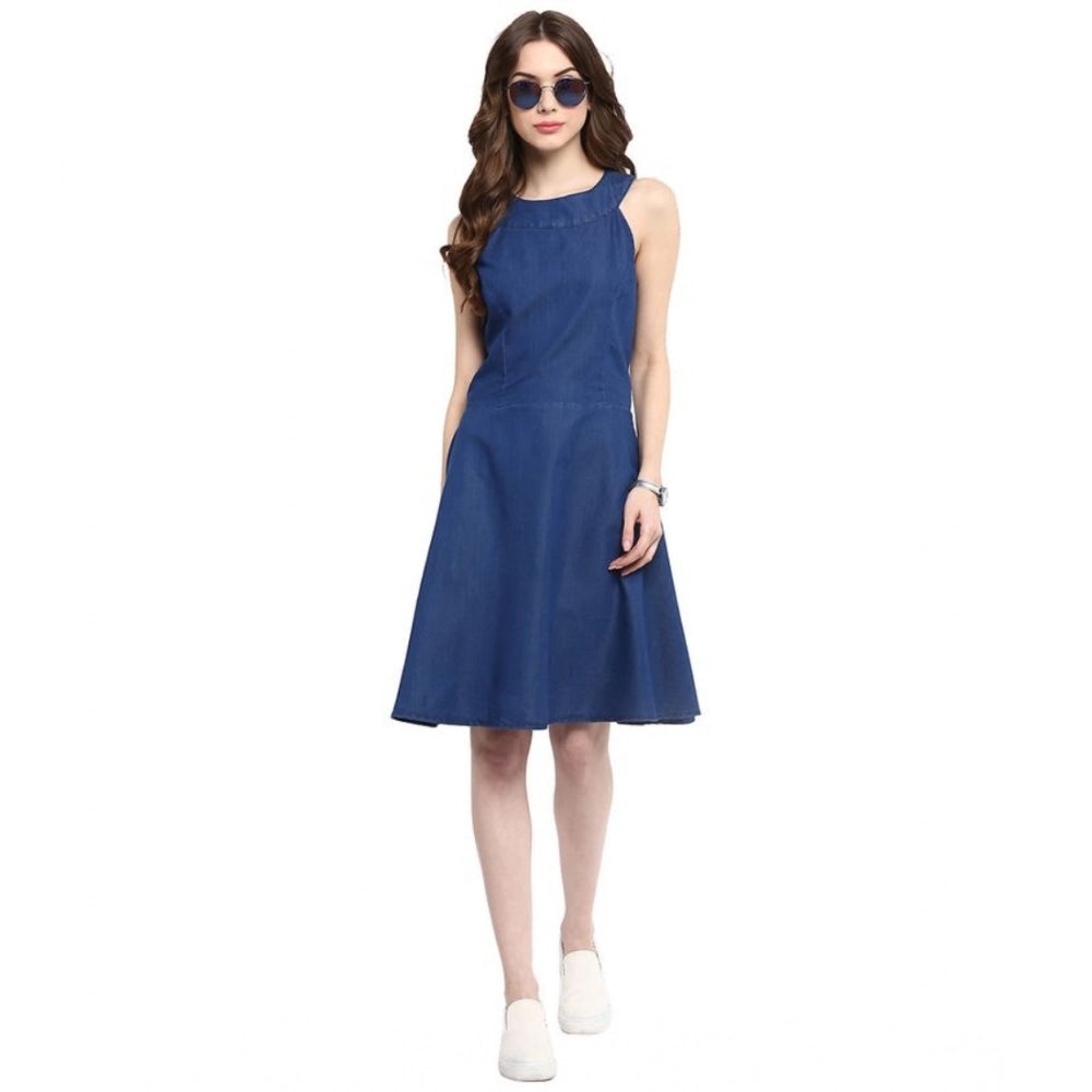 Blue denim solid sleeveless dress for women, round neck, knee length, with button closure