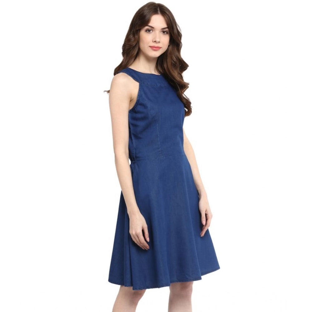 Blue denim women's sleeveless dress, solid pattern with button closure, knee length