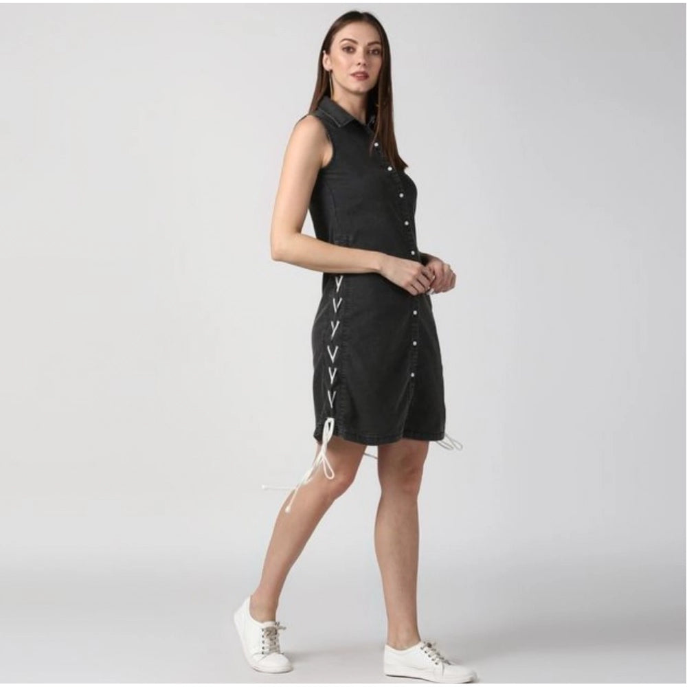 Black denim women's sleeveless dress with shirt collar neck, solid pattern, above-knee length, button closure