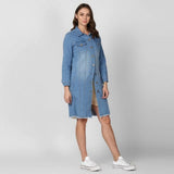 Blue denim washed long sleeves jacket for women with spread collar neck and button closure, knee-length style