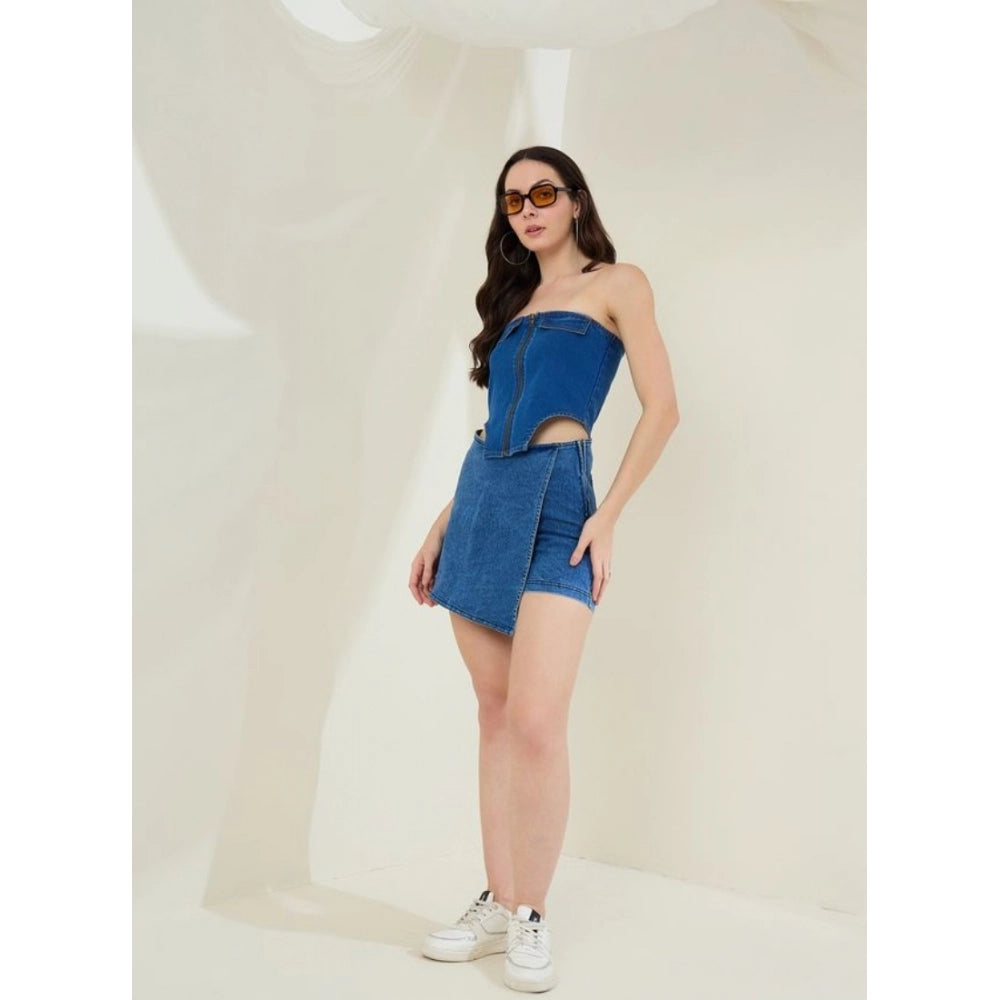 Blue denim lycra sleeveless top with strapless neck, waist-length, zip closure for women