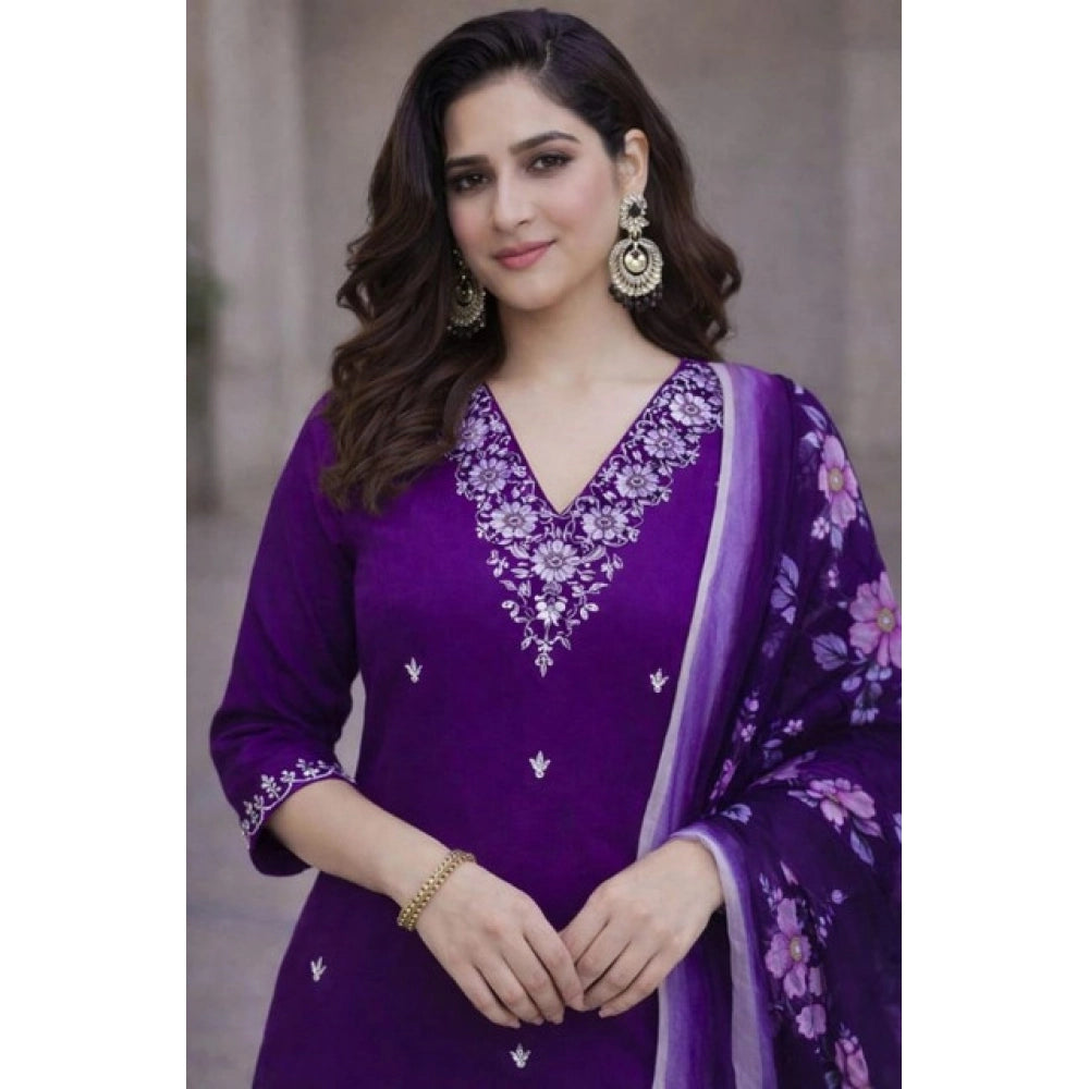 Purple Chanderi Silk ethnic motif kurti set with pant dupatta, calf length V-neck 3/4 sleeves