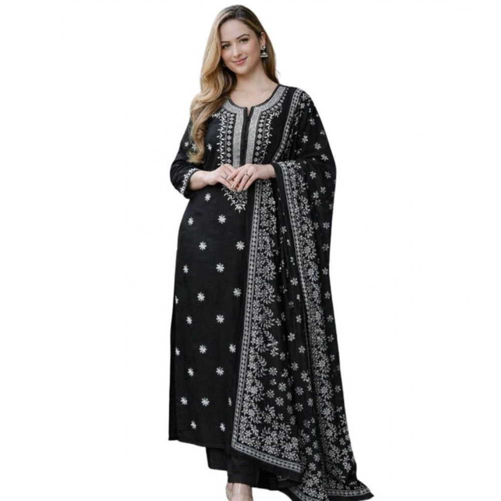 Black Chanderi Silk ethnic motif kurti set with pant dupatta, calf length, round neck, 3/4 sleeves