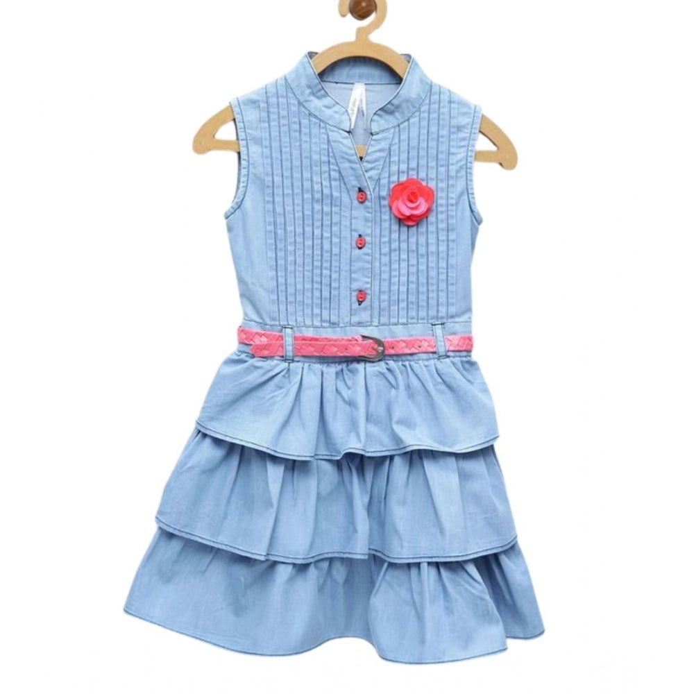 Light blue denim embellished sleeveless dress with belt for girls, mandarin collar style, suitable for casual events
