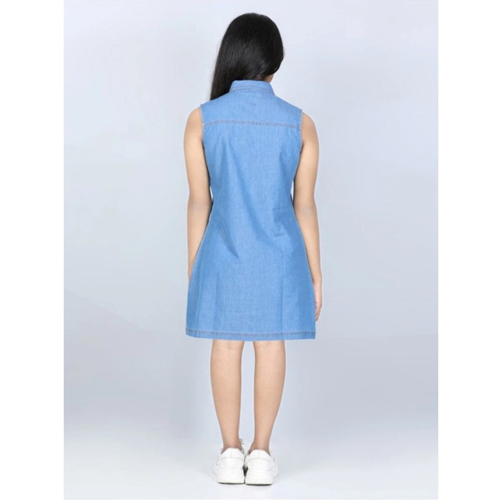 Blue denim cold shoulder dress, solid pattern for girls, above-knee length with shirt collar and button closure