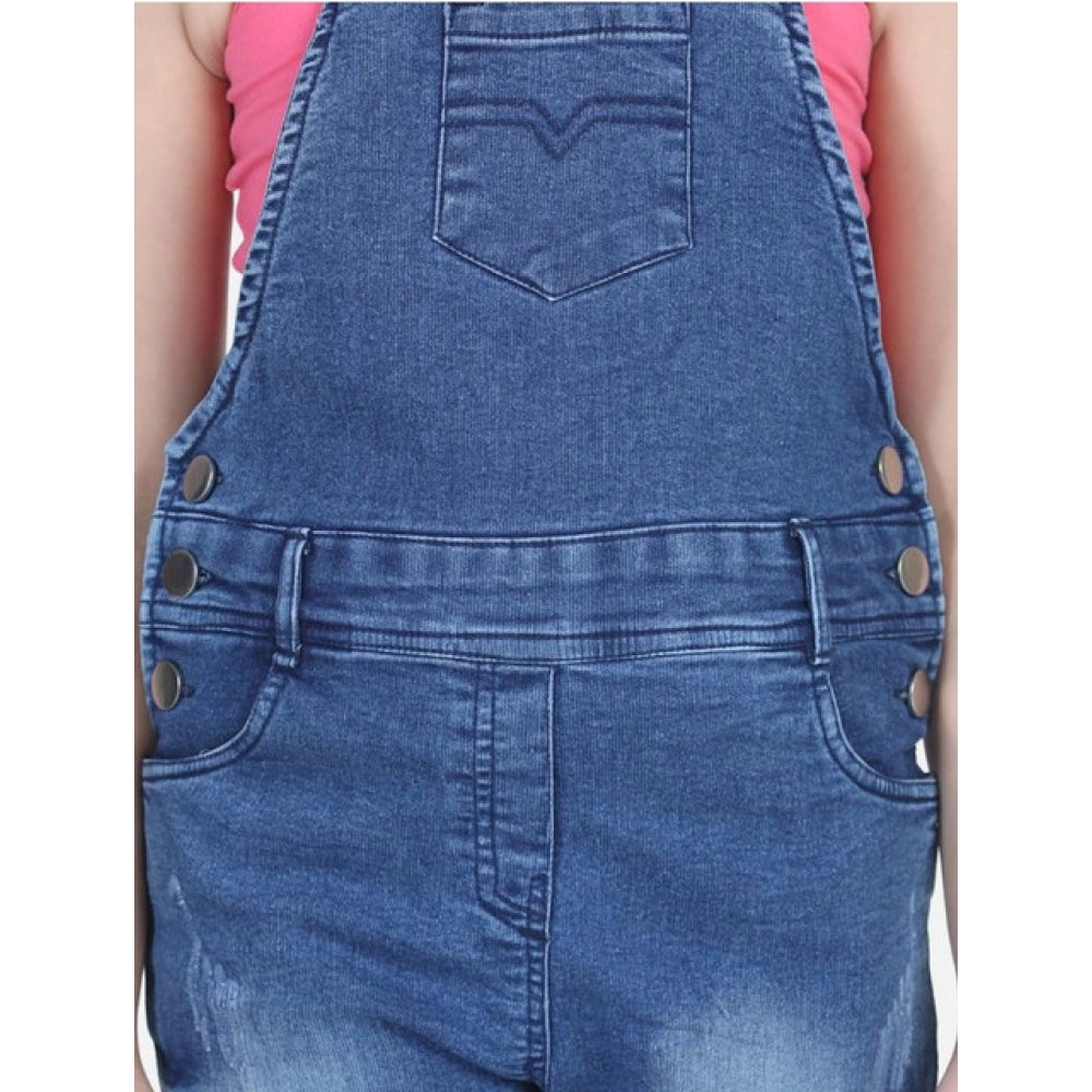 Blue denim washed buttoned dungaree for girls, casual wear accessory on mannequin