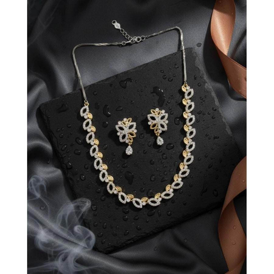 Silver-plated brass necklace set for women, stylish and durable jewelry accessory