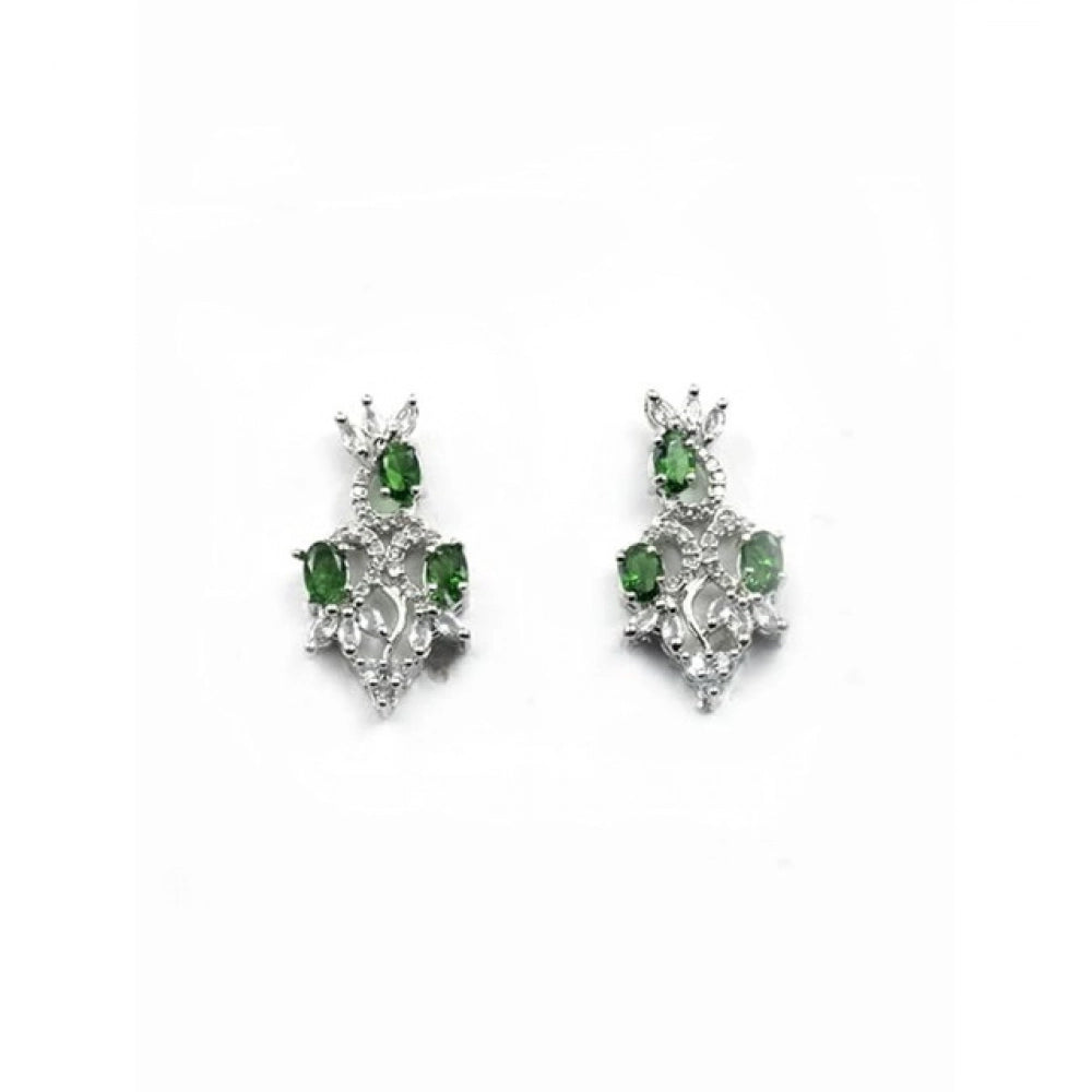 Green brass silver-plated women's necklace set on display, ideal for accessorizing everyday looks