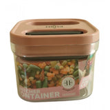 Airtight pink plastic container set (500ml), ideal for food storage and preservation