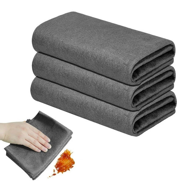 Black microfiber cleaning cloth set, streak-free and lint-free for glass, mirrors, and stainless steel surfaces