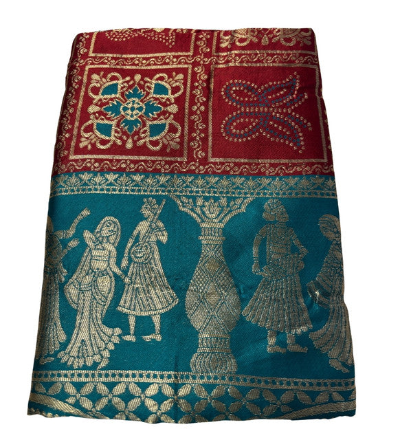 { "alt_text": "Maroon jacquard printed saree with unstitched blouse, 5.5m, ethnic wear, Indian traditional clothing" }