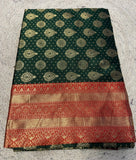 Women's Jacquard Printed Saree With Unstitched Blouse 5.5Mtr (Bottle Green)