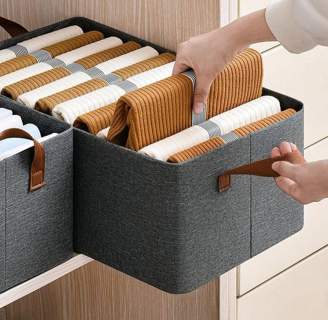 Grey nylon and stainless steel wardrobe organizer for clothes storage, supporting up to 15 kg