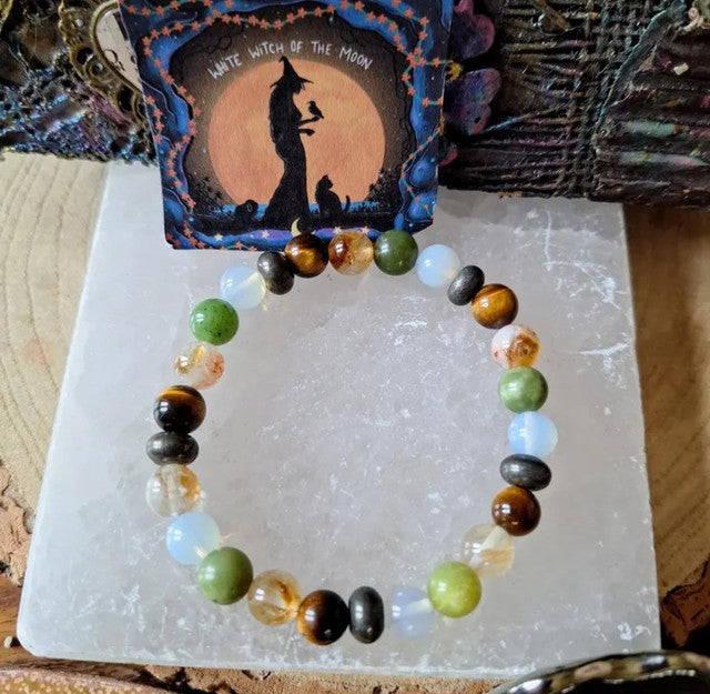 Multicolor crystal beaded bracelet for men and women, designed for everyday elegance and emotional balance