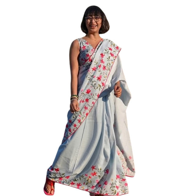 Grey linen floral printed saree with unstitched blouse piece, 5.5 meters length