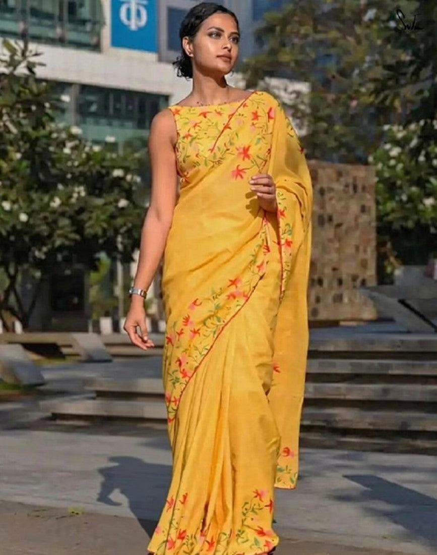 Yellow linen floral printed saree with unstitched blouse piece, 5.5 meters length