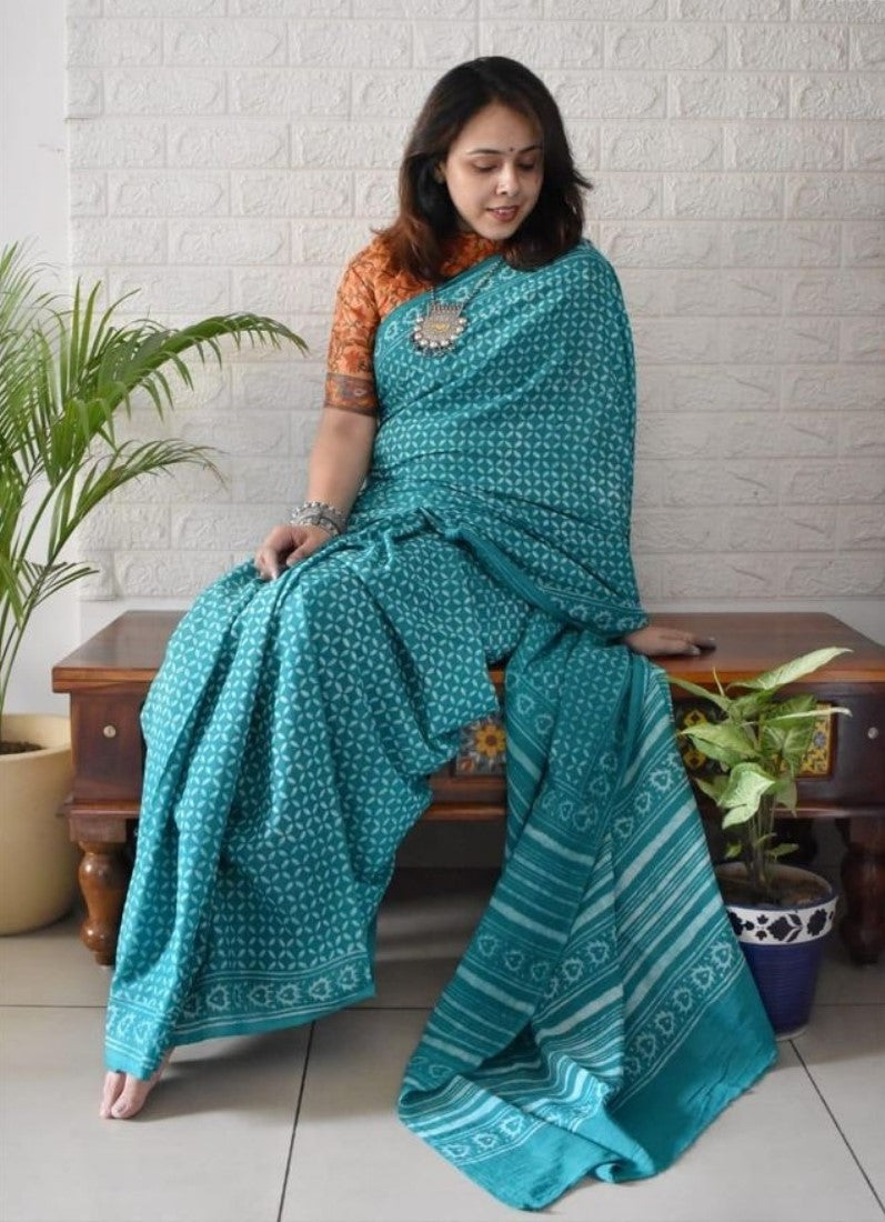 Teal linen printed saree with unstitched blouse piece, 5.5 meters length, traditional Indian wear