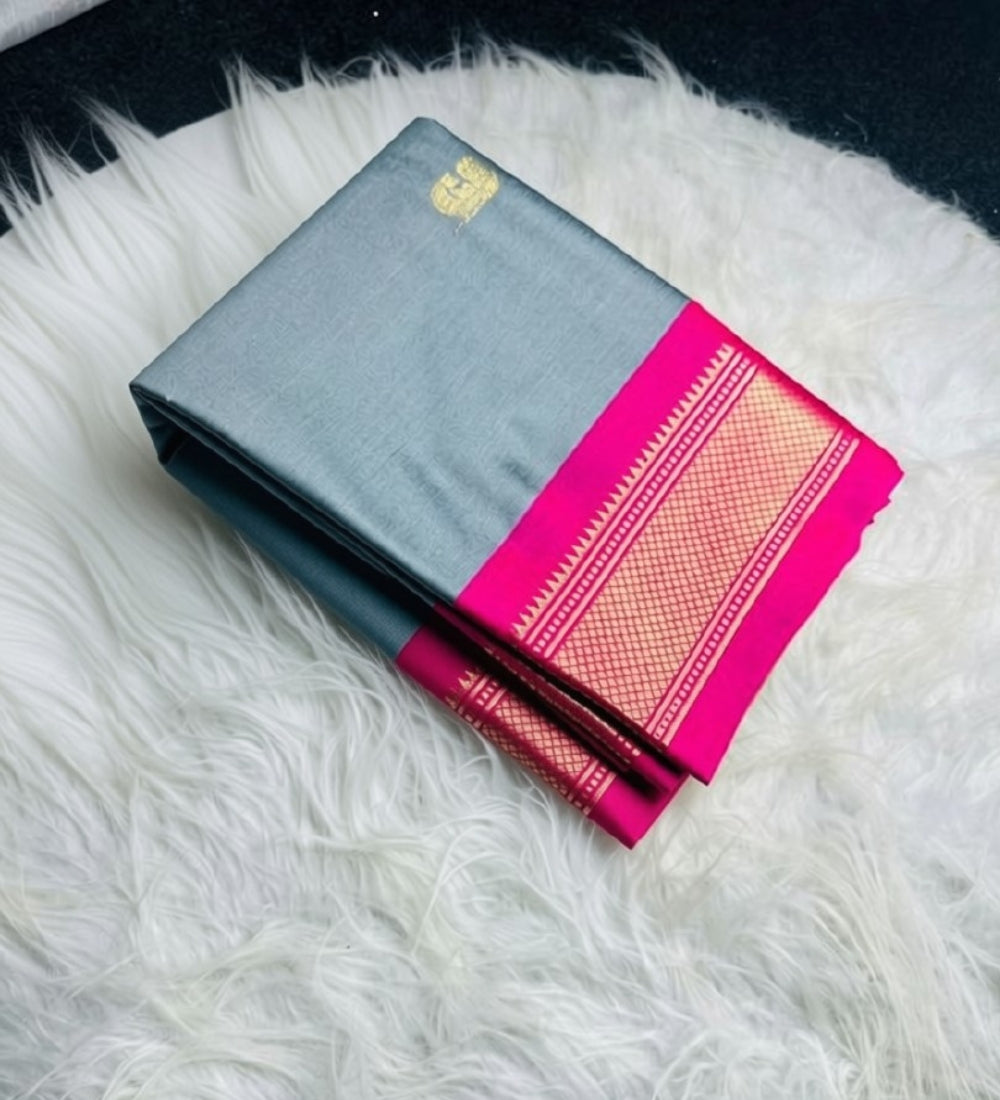 Grey-pink solid cotton silk saree with unstitched blouse piece, 5.5 meters length